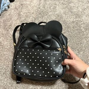 minnie mouse backpack (can be turned into purse)